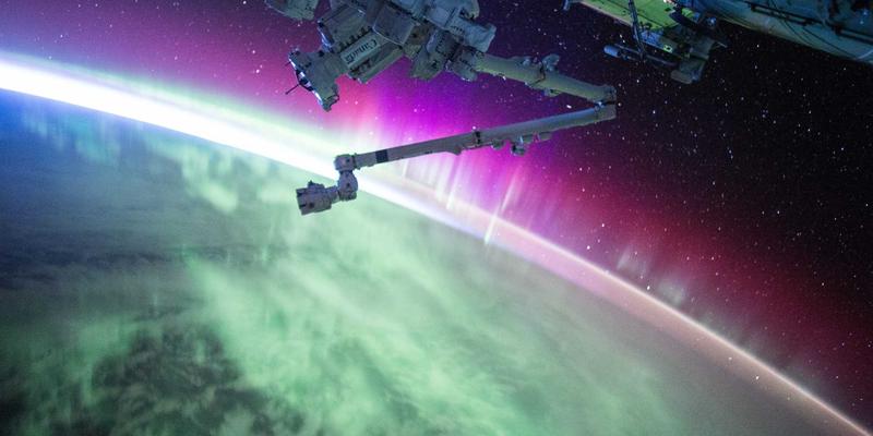 工业喷码机如何破解电子产品追溯难题？应对小批量多品种的智能喷码方案